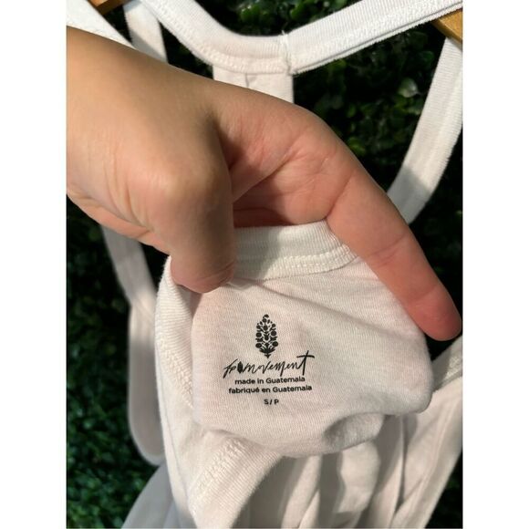 Free People Movement Two Times The Charm Cropped Tank Top Sz Small White - Picture 6 of 7